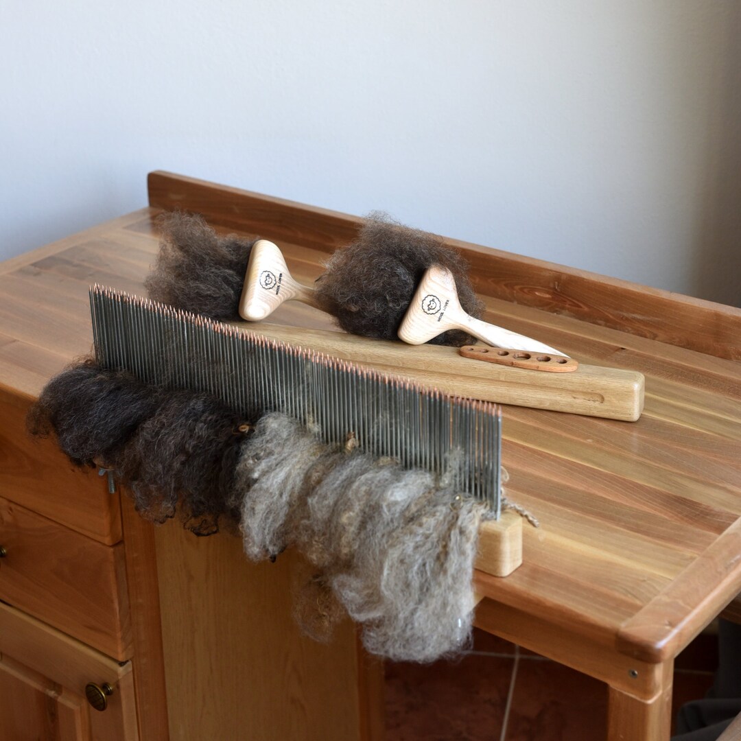 Wool Hackle 50cm and Pair of Wool Combs. Spinning Diz. Etsy