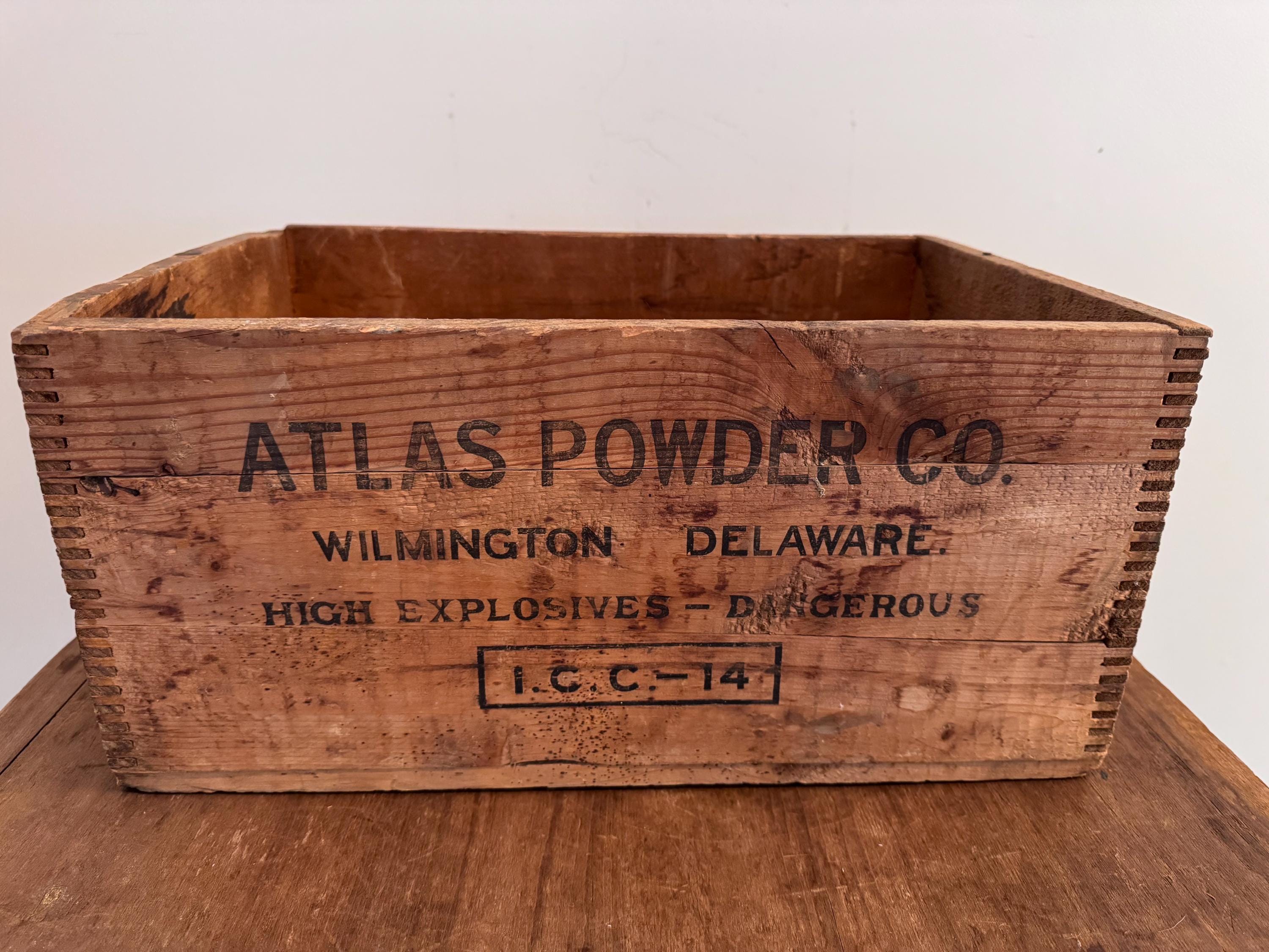 Atlas Powder Crate - Etsy
