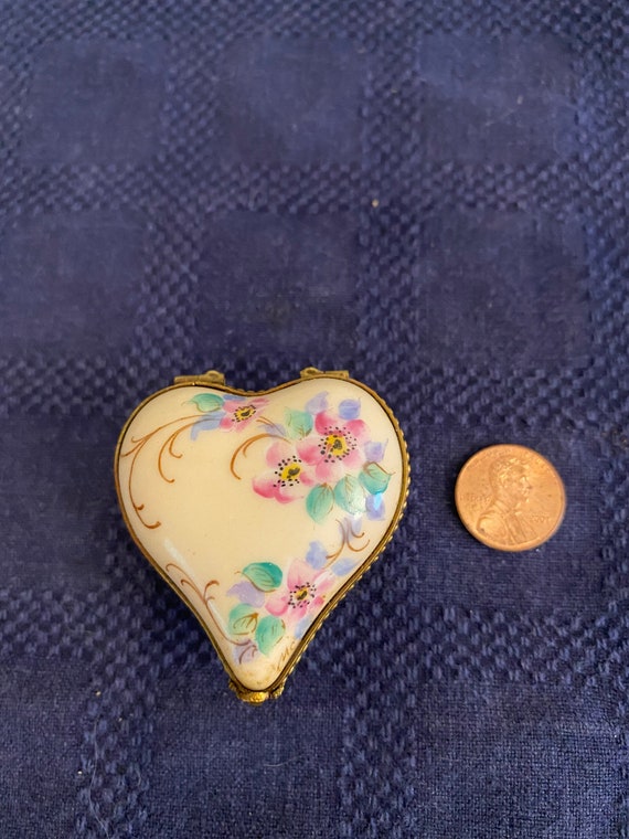 Limoges France Heart Shaped Floral Trinket Box MC 