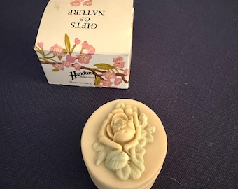 Small Stone Floral Design Trinket dish Lidded Made in U.K.