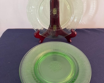 6 Hazel Atlas Fruit Depression Glass Uranium or Vaseline Salad Plates