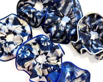 Scrunchie "BLUE BOHO" - EINZELSTÜCKE mit Paspelband und Kabelhaargummi | blau | creme | schwarz | weiß | Haargummi | 100% Baumwolle | Batik