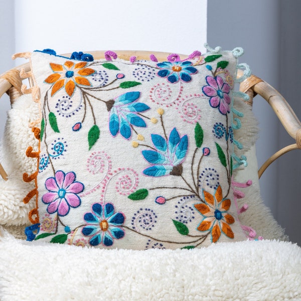 Peruvian embroidered pillow case|Decorative main pillow| Ethnic pillow|Flower pillowcase|Decorative Boho Pillow|Handmade Ethnic Sofa Pillow