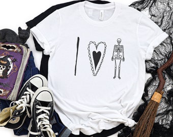 I Love Mr. Skeleton T-shirt, Spooky Skeleton T-Shirt, Skeleton Shirt, Halloween Graphic Tee, Cool Halloween Shirt, Spooky Graphic Tee
