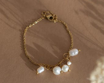 Freshwater Pearl Bracelet: 14k Gold Plated Stainless Steel | Fast shipping