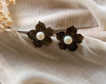 Handmade Mother of Pearl Flower Studs: Minimalist Earrings | Fast shipping