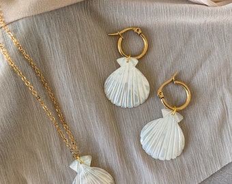 Handmade Mother of Pearl Necklace and Earrings Set | Fast shippinh