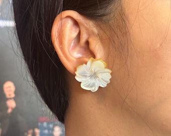 Handmade Mother of Pearl Flower Studs: Minimalist Earrings (3cm)