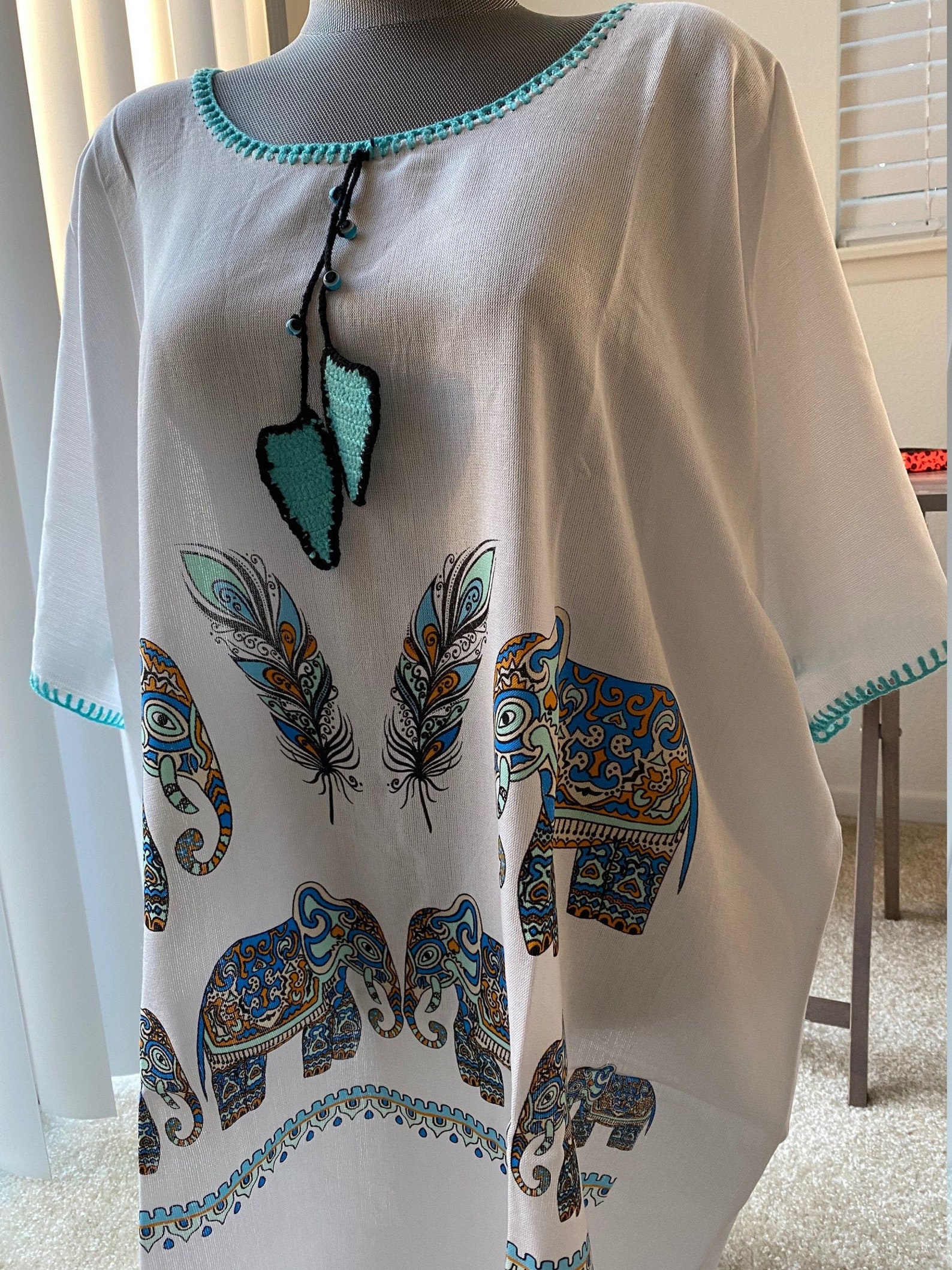 Set Outfit Completo Per Bambina: Tunica Senza Maniche Con Balena Ricamata E Pantaloncini Coordinati!