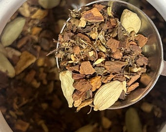 Chai/Tulsi orgánico de albahaca sagrada - Adaptógeno y sin cafeína - Mezcla de hierbas especiadas de hojas sueltas