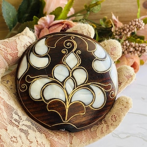 Espejo compacto de maquillaje con incrustaciones de nácar y madera de nogal, diseño personalizado, hecho a mano, regalo vintage para ella, mujer, niña, cumpleaños, aniversario, madre.