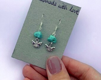 Boucles d'oreilles turquoise avec breloques d'abeilles argentées, hameçons hypoallergéniques en argent sterling, cadeau, mignon, boucle d'oreille, pierre de naissance, cadeaux, joli, pendant