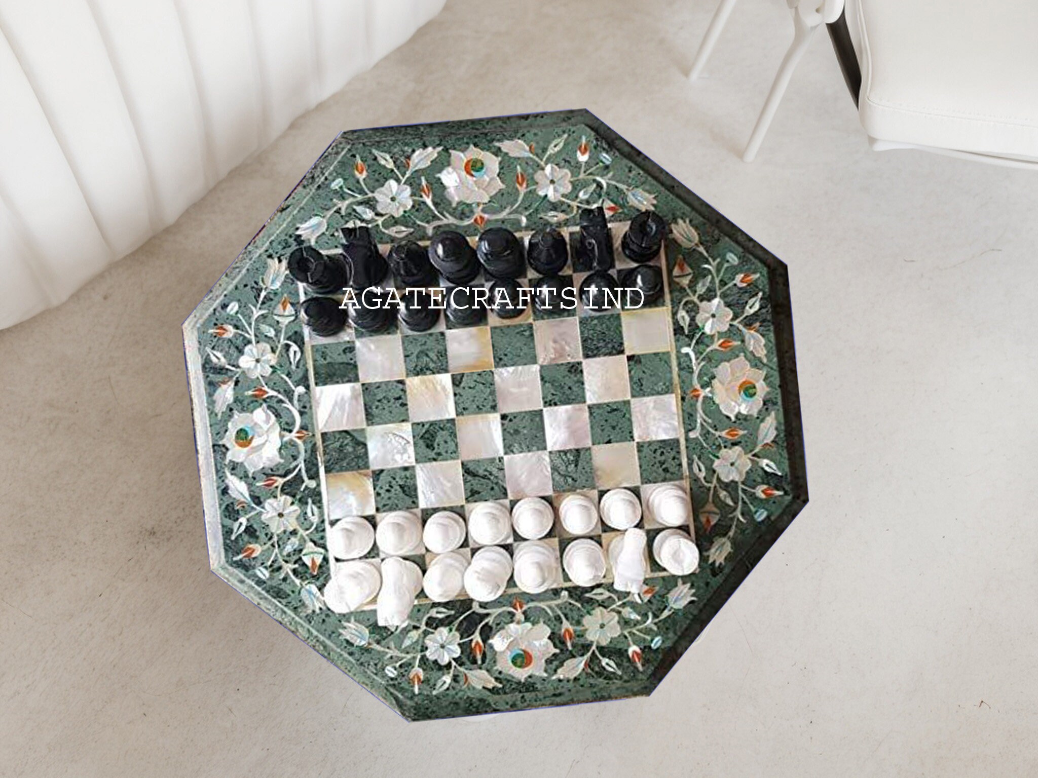 チェス盤付きラウンドテーブル 大型チェステーブルをオンラインで購入 - 広々としてスタイリッシュ