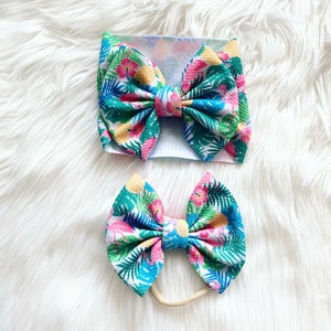 Flamingo Palm Tree Baby Bow, Summer Baby Bow, Bow on Nylon, Bow Headwrap, Bow on Clip, Pigtail Bows, Bow Headband, Flapless Bow, Baby Bow