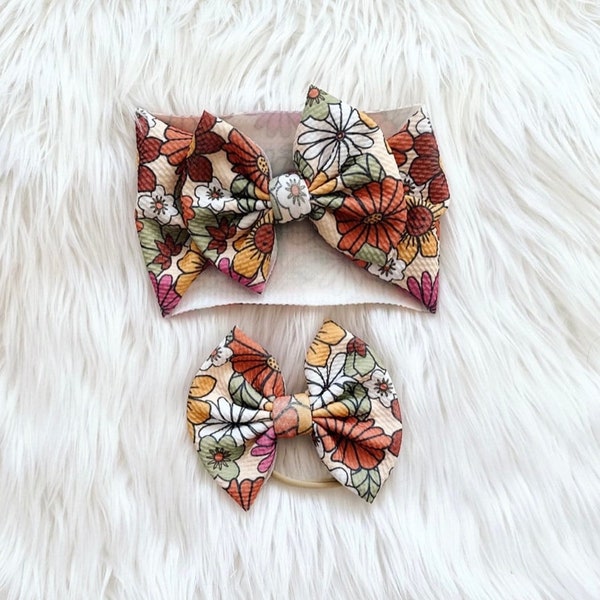 Smiling Fall Floral Baby Bow, Bow on Nylon, Bow Headwrap, Bow on Clip, Pigtail Bows, Fall Bow, Thanksgiving Bow, Pumpkin Patch Bow
