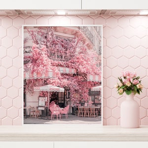 Café parisien, café La Favorite Paris, imprimé floral parisien, affiche Paris rose, oeuvre d'art murale pastel pour la cuisine, décoration de chambre à coucher Paris rose