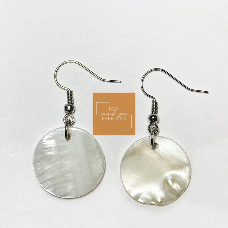 Pearl effect dangle drop earrings