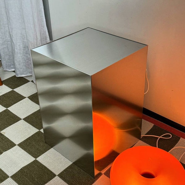 Mesa de centro de metal - Mesa de aluminio - Estante de metal - Cubo de metal - Decoración del hogar - Mesa auxiliar - Mesa de noche