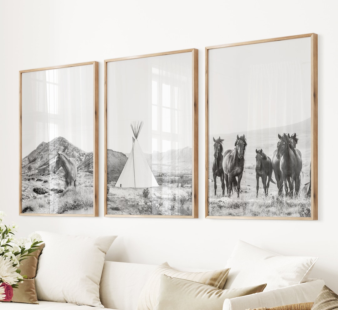 Black and White Wild Horse Photo Set: Utah Desert Art Prints - Etsy