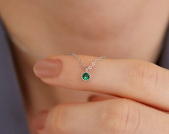 Sterling Silver Emerald Green CZ Tiny Necklace, Delicate Minimalist Necklace, Birthstone Necklace, Gemstone Necklace, Emerald Stone Pendant
