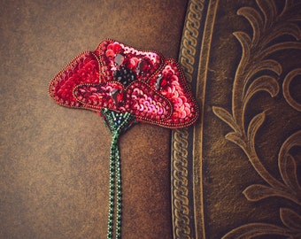 Handmade brooch red poppy, summer jewelry, flower poppy, red flower brooch, handmade brooch made of rhinestones, handmade brooch poppy
