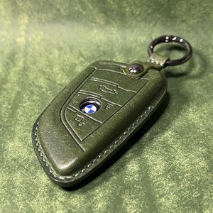 BMW Leather Key Fob Keychain Car Key Accessories BMW blade [GREEN]