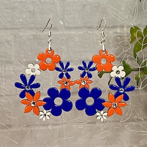 Retro Flower Earrings/Lightweight Earrings/Wood Earrings/Laser Cut Earrings/Gator Football Earrings/Dangle Earrings/Handpainted