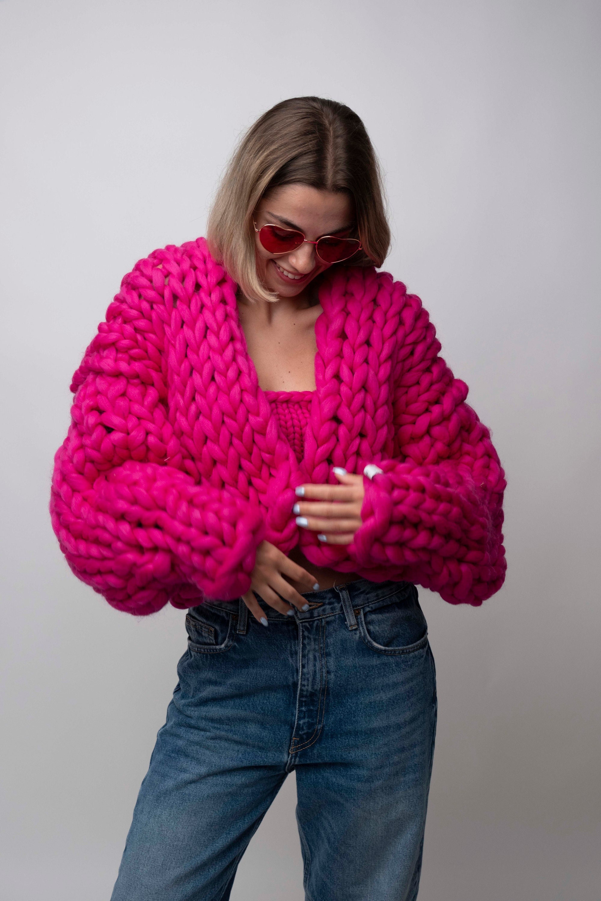 【送料&関税込】Off-White Fuchsia Wool Blend Cardigan Fuchsia Cardigan, Pink Cardigan, Chunky Cardigan, Wool