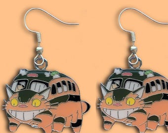 Pendientes de gatobús