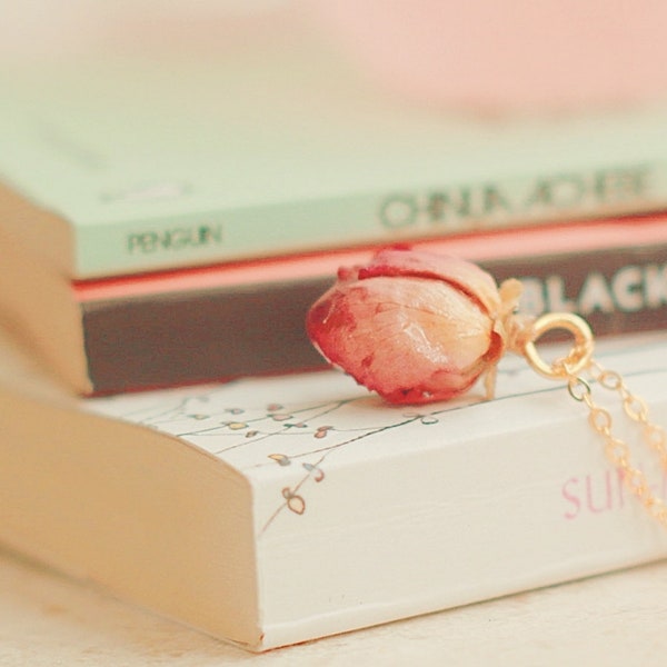 Rosebud Necklace