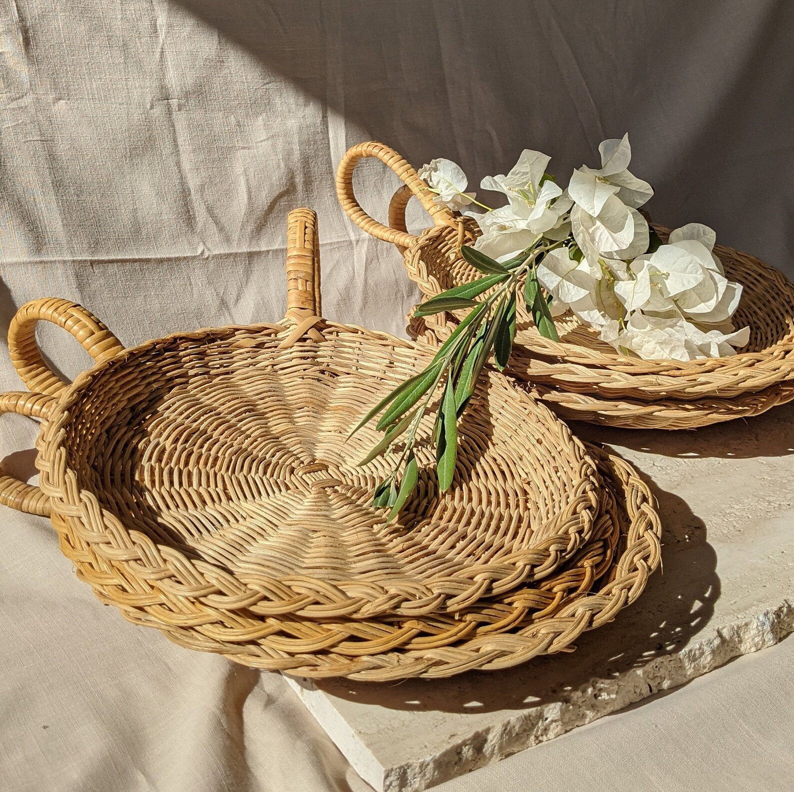 6 vintage wicker paper plate holder with handle Etsy
