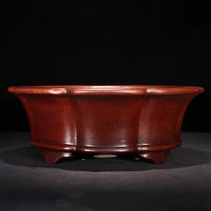 Petal-shaped bonsai pot, retro old style bonsai pot, Yixing purple sand flower pot, green plant exhibition bonsai pot