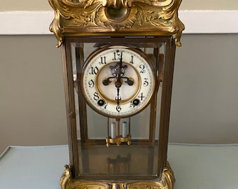 Antike New Haven Clock Verzierte Kristall Regulator Uhr