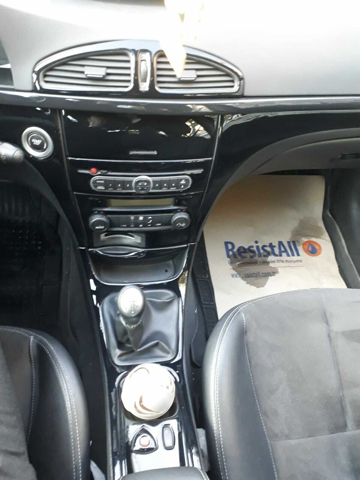 Suzuki vitara on sale interior accessories