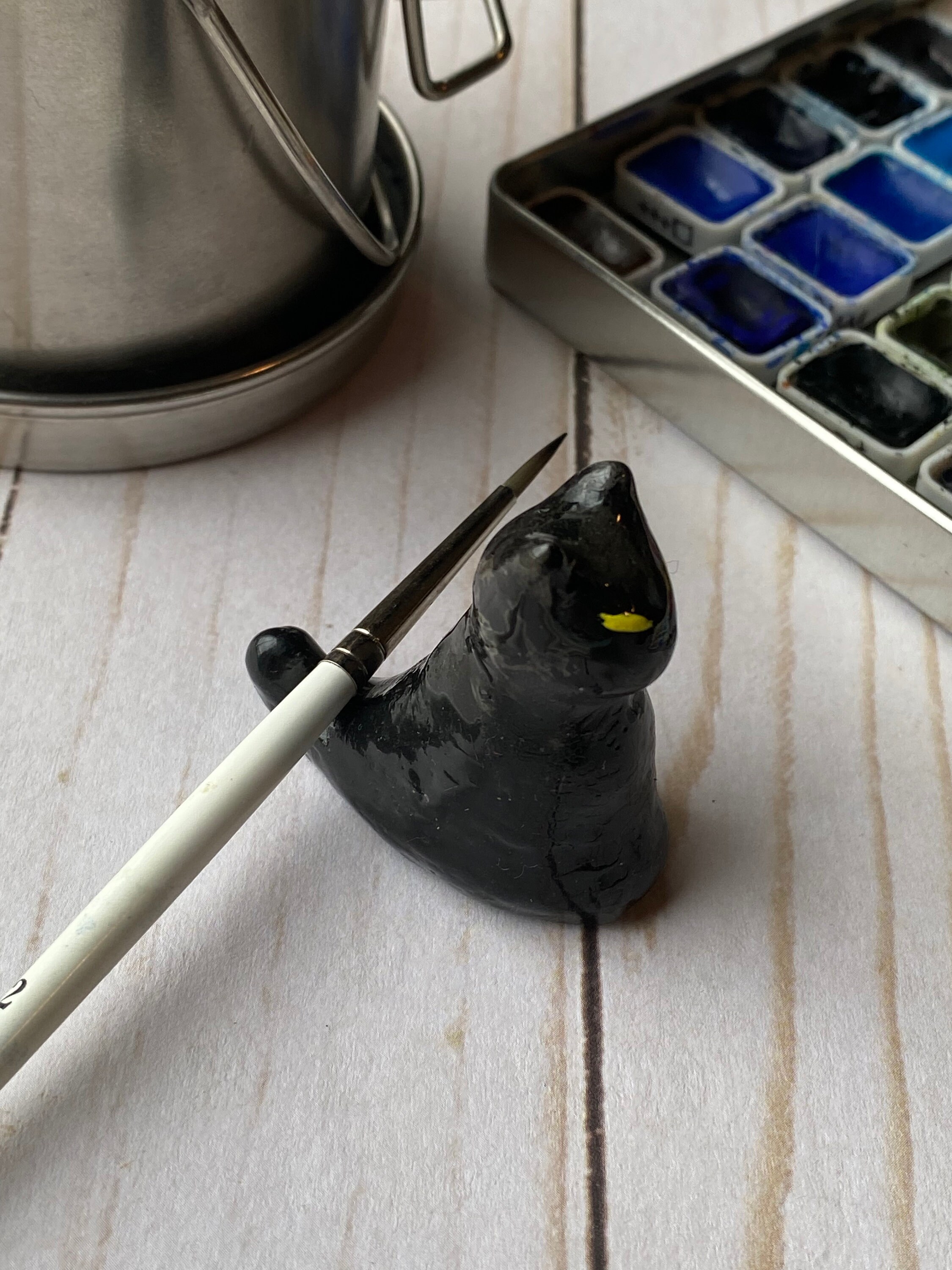 Cat brush stand outlet