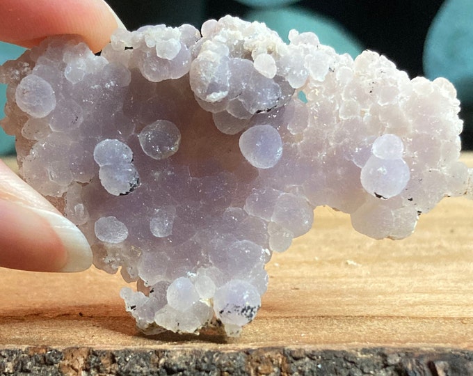 Grape Agate  - Crystal Cluster - Raw Grape Agate - Botryoidal Purple Chalcedony q