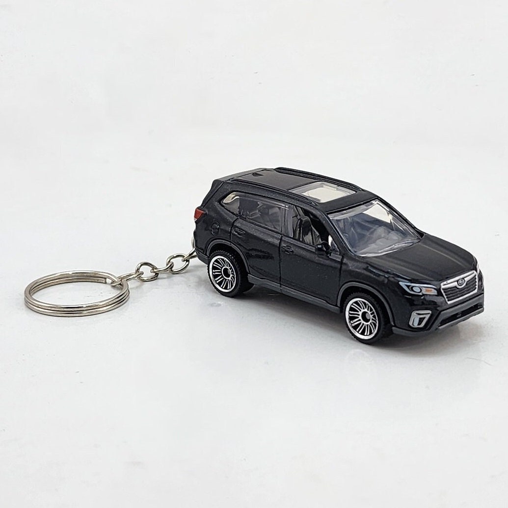 Car Keychain Subaru Forester - Main Image