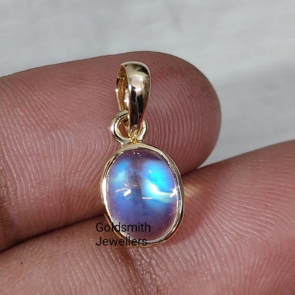 Moonstone Pendant/Natural Moonstone Pendant/Oval Solitaire Pendant/14k Yellow Gold Moonstone Pendant/Bridesmaid Gift/Necklace Jewelry Gift.