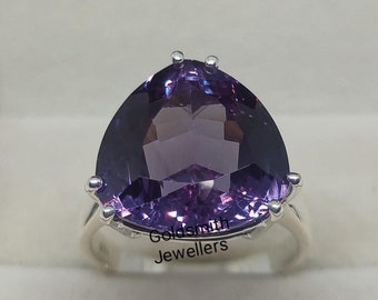 Trilliant Alexandrite Statement Ring: 925 Sterling Silver, Color Change Gemstone
