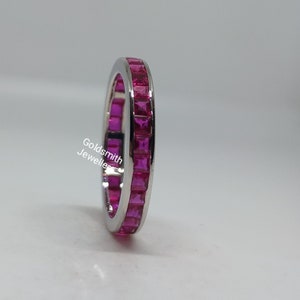 ルビーエタニティバンドリング：18Kホワイトゴールドスタッキングリング