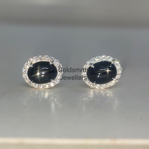 Boucles d'oreilles étoile noire naturelle, clous diopside noirs, bijoux en argent 925, clous étoile noire taille ovale, boucles d'oreilles minimalistes, cadeau femme.