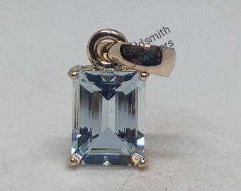 14k Yellow Gold Aquamarine Pendant/ Natural Aquamarine Pendant/ Minimalist Pendant Necklace/ Art Deco Aquamarine Pendant/ Gift Pendant, Gift