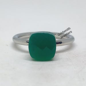Green Onyx 925 Sterling Silver Ring: Minimalist Gemstone Statement