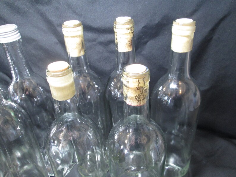Lot of 10 Empty 750ml Clear Wine Bottles With Original Corks/lids, No