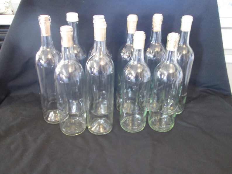 Lot of 10 Empty 750ml Clear Wine Bottles With Original Corks/lids, No
