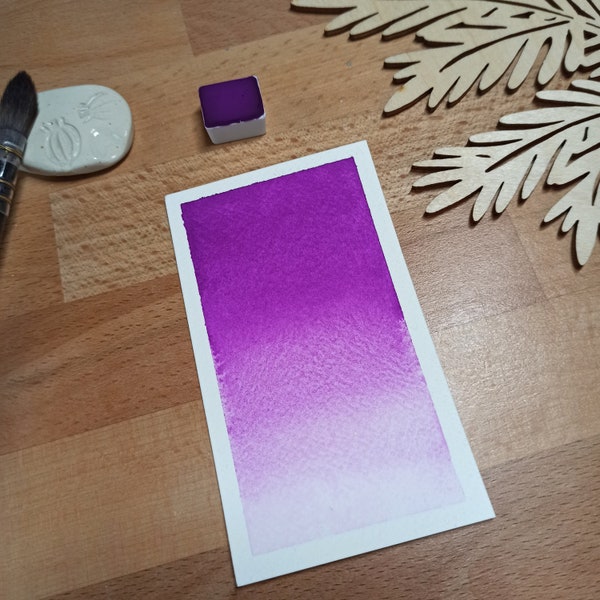 Nova, aquarelle artisanale violette