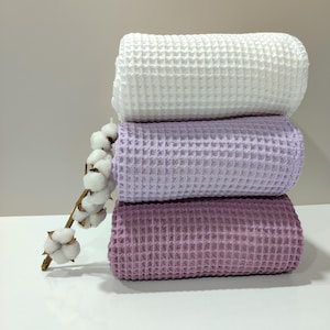 Organic Cotton Waffle Throw Blanket: Lightweight Breathable Bedding