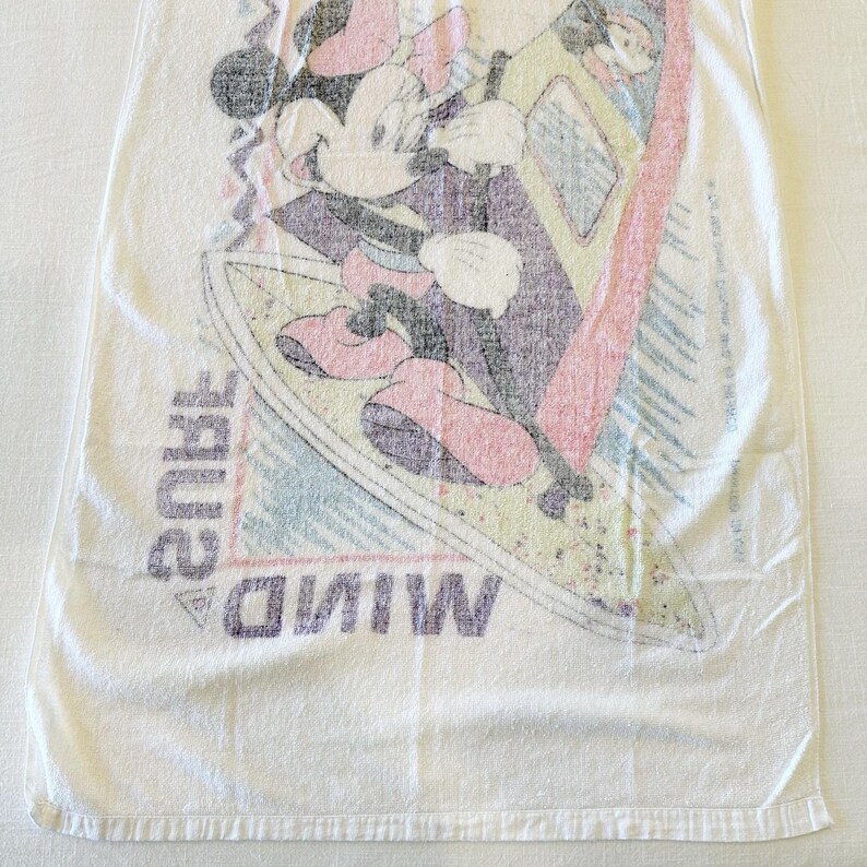 Vintage Disney Minnie Mouse Beach Towel Minnie's Adventure Club Surf Franco READ image 9