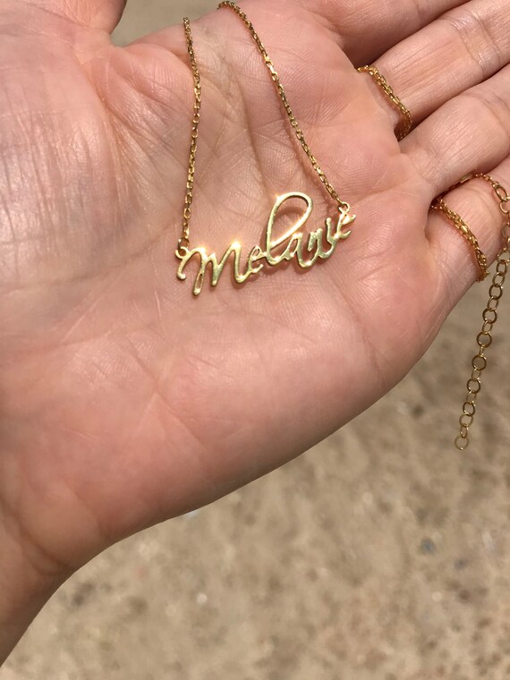 Melanie Name Necklace Custom Name 
