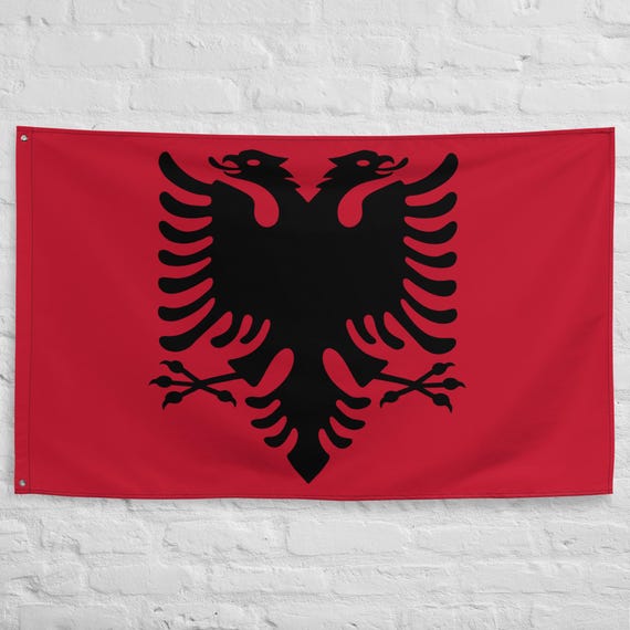 アルバニアの国旗フラムリ・シュキプタル・クク・エ・ジ - Etsy 日本